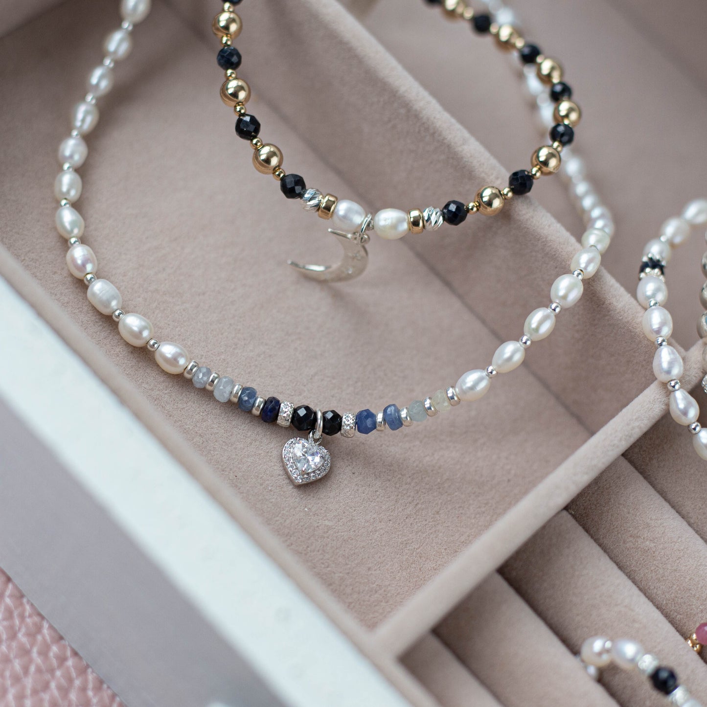 Sapphire & Pearls necklace