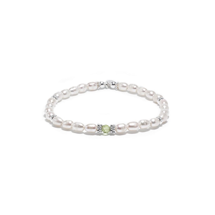 Romantic Pearl bracelet with Peridot gemstone