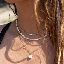Load image into Gallery viewer, Elegant 14k gold filled and Freshwater pearl choker