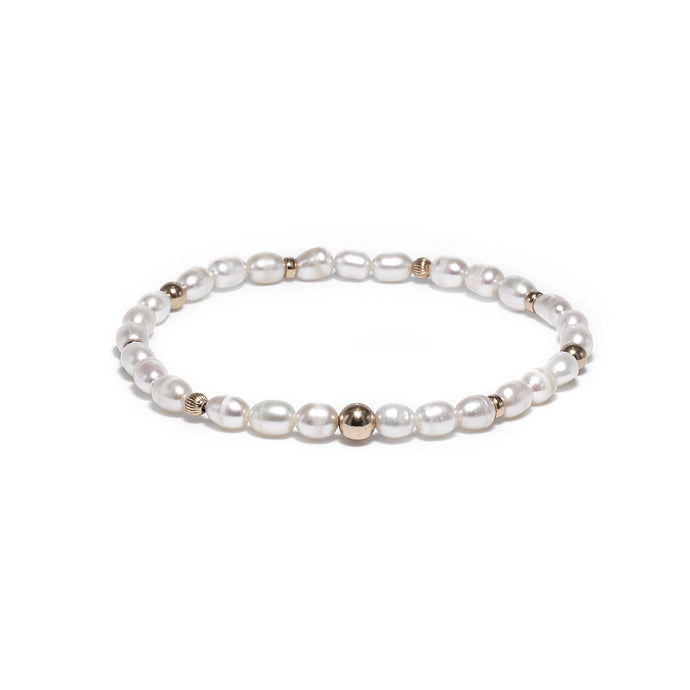Elegant Freswater pearl stacking bracelet