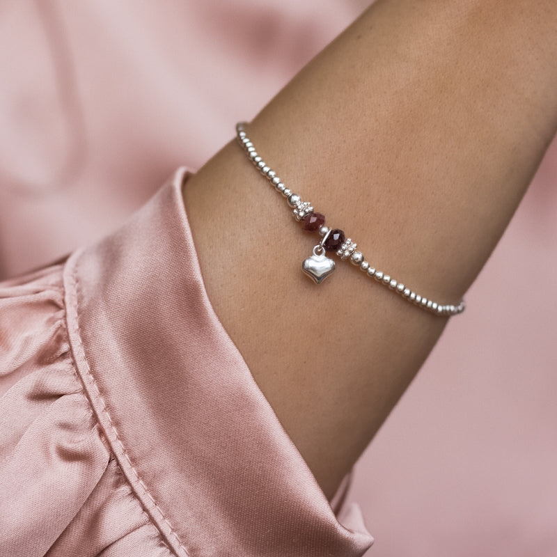 Adorable minimalist 925 sterling silver bracelet with Garnet gemstone and tiny heart charm