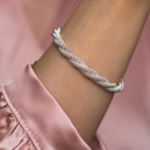 Load image into Gallery viewer, Luxury twisted chain 925 sterling silver bracelet - XS size