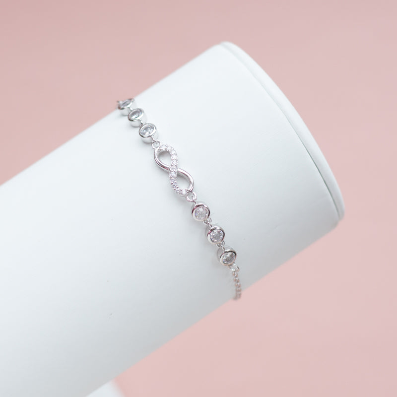 Elegant infinity 925 sterling silver bracelet with Cubic Zirconia stones - Rhodium plated